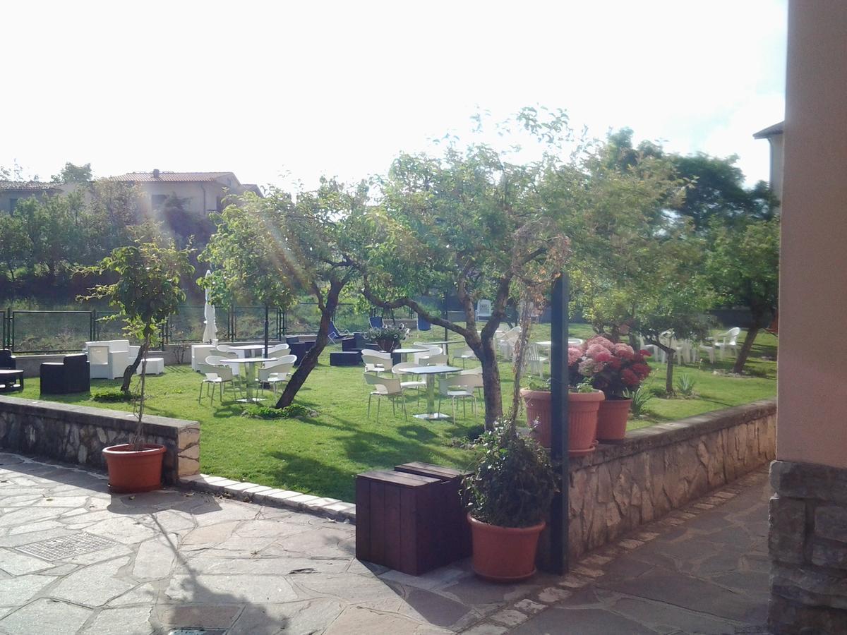 Hotel Casale Maginulfo Roccamandolfi Exterior foto